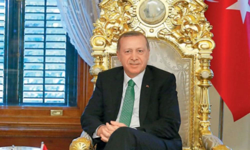 Ταφόπλακα Ερντογάν στην τουρκική οικονομία-Πάει κι αυτός ο διοικητής της κεντρικής τράπεζας